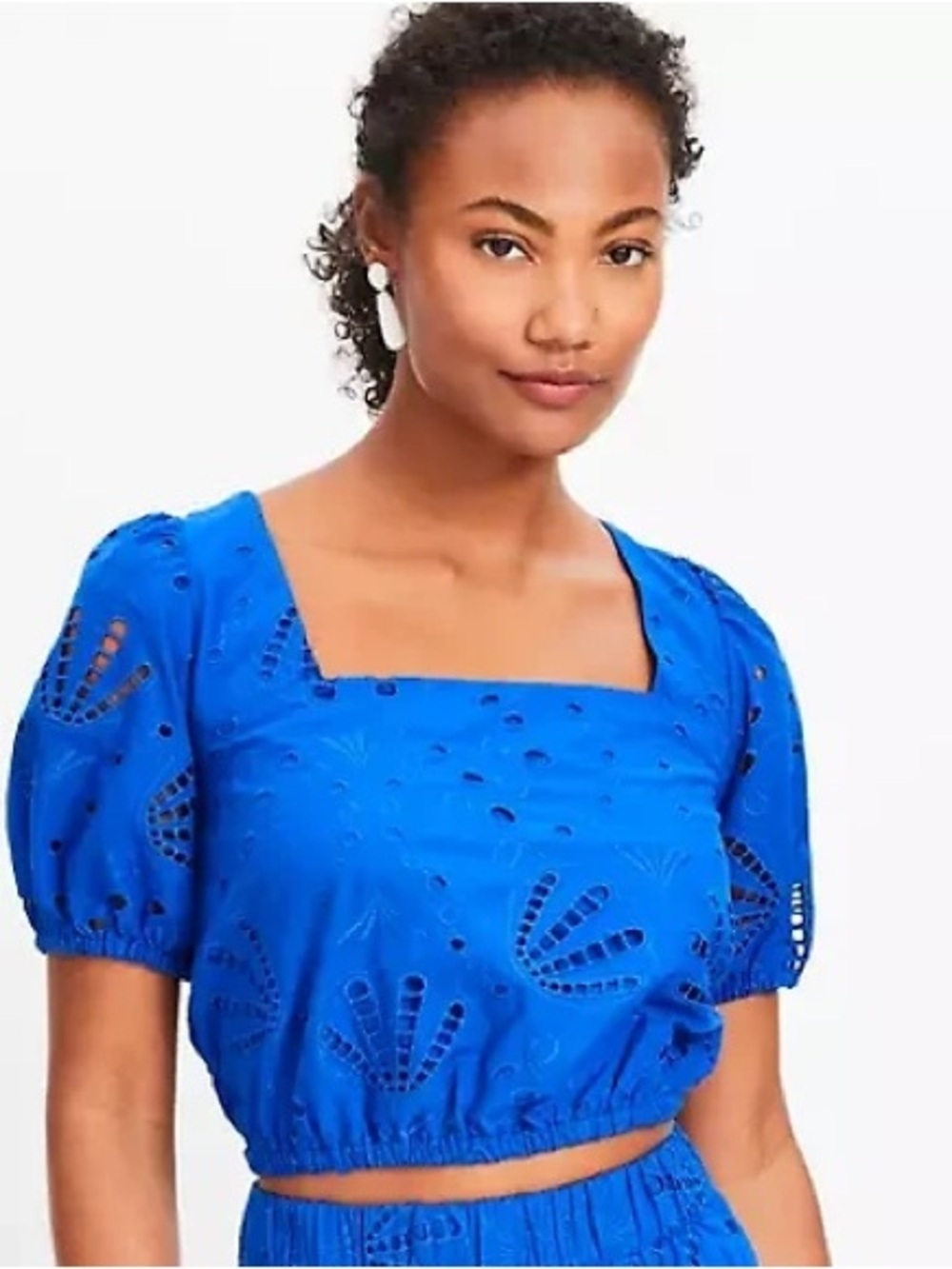 LOFT Shell Eyelet Tie Back Square Neck Crop Top